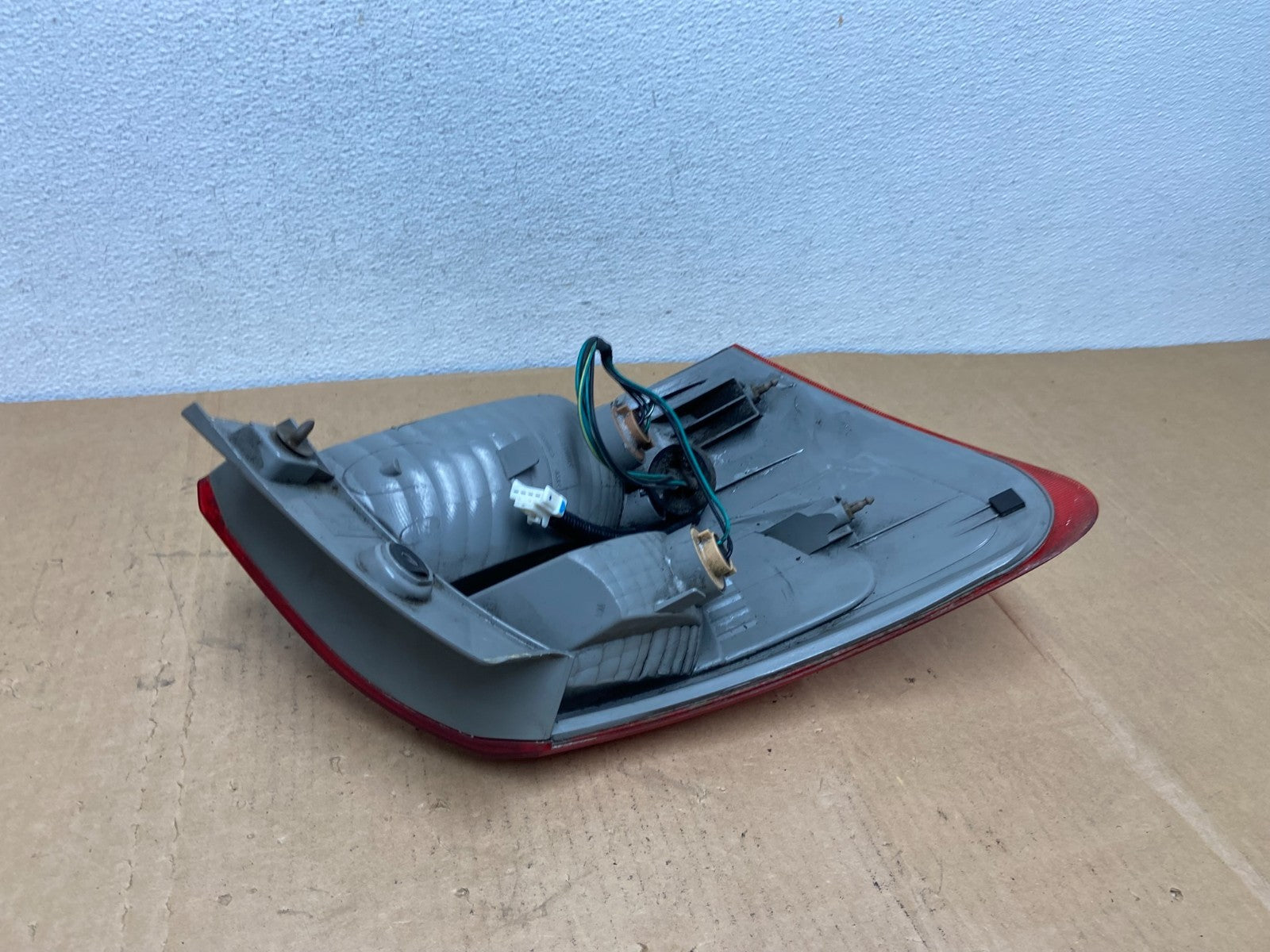 2008 to 2015 Nissan Rogue Right Passenger Rh Side Tail Light AC8508 DW4