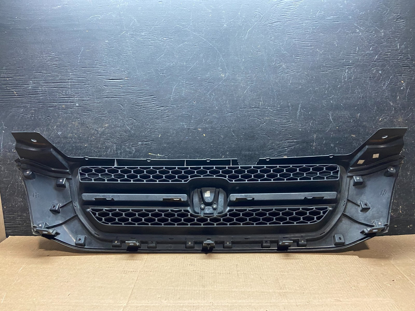 2003 2004 2005 Honda Pilot Front Upper Grill Grille Oem Y9388 DG6