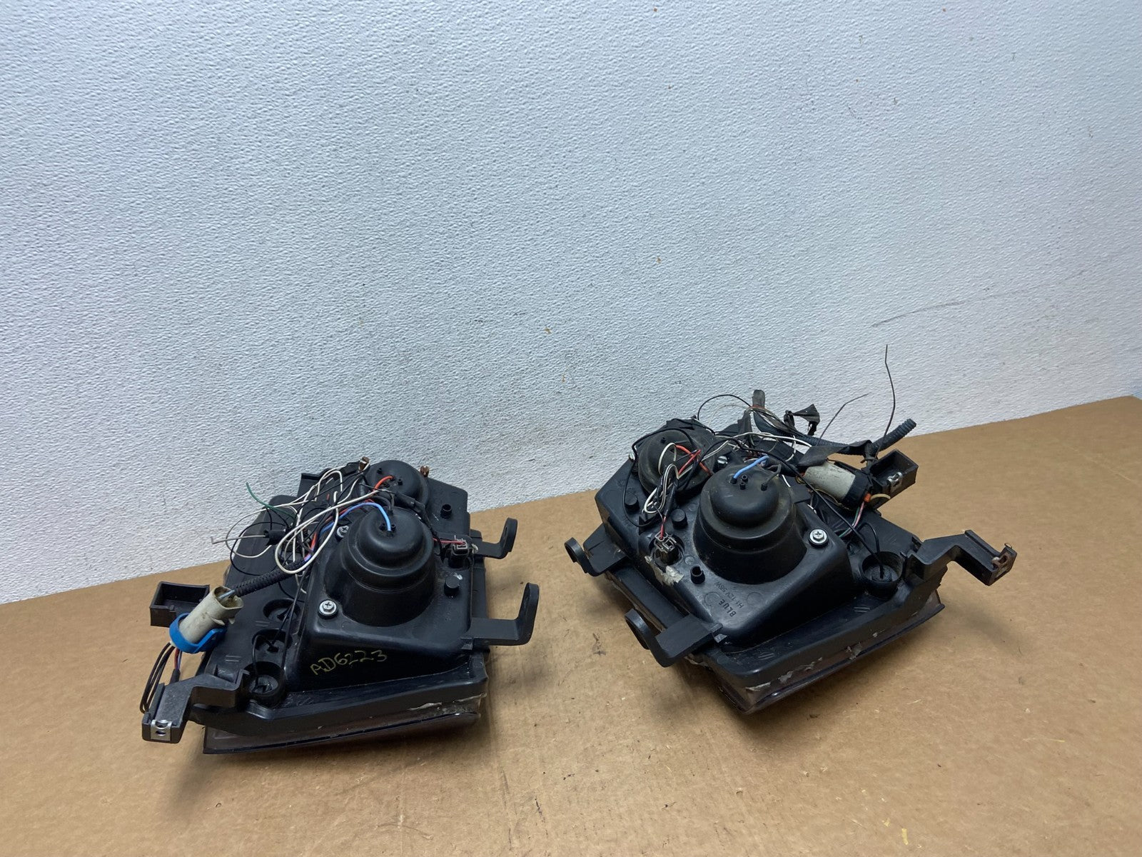 2005-2015 Nissan Xterra Driver Left+Right Set LED Black Headlights AD6223 DG7