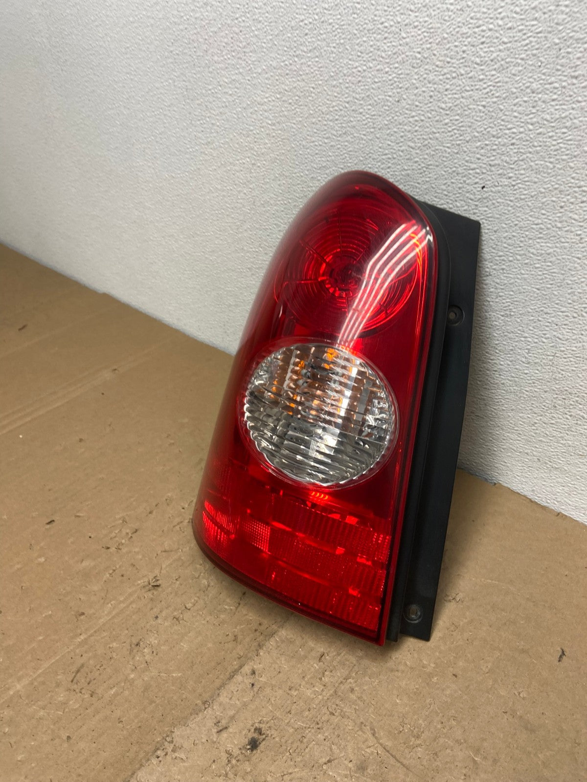 2002 to 2003 Mazda Mpv Left Driver LH Side Tail Light AC5982 LK1
