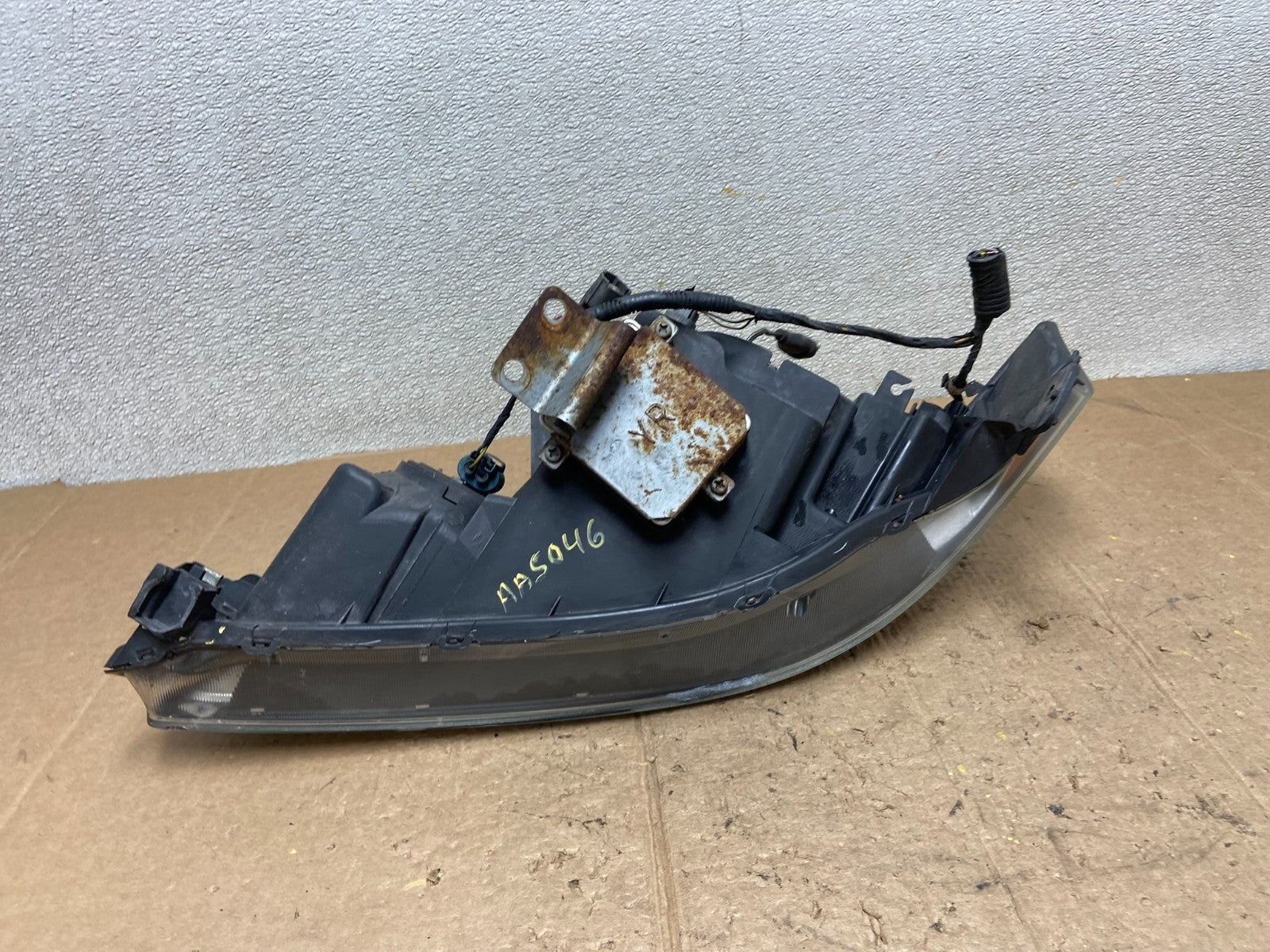 2007 to 2008 Acura TL Headlight Right Passenger Rh Side Xenon Hid AA5046 DW8