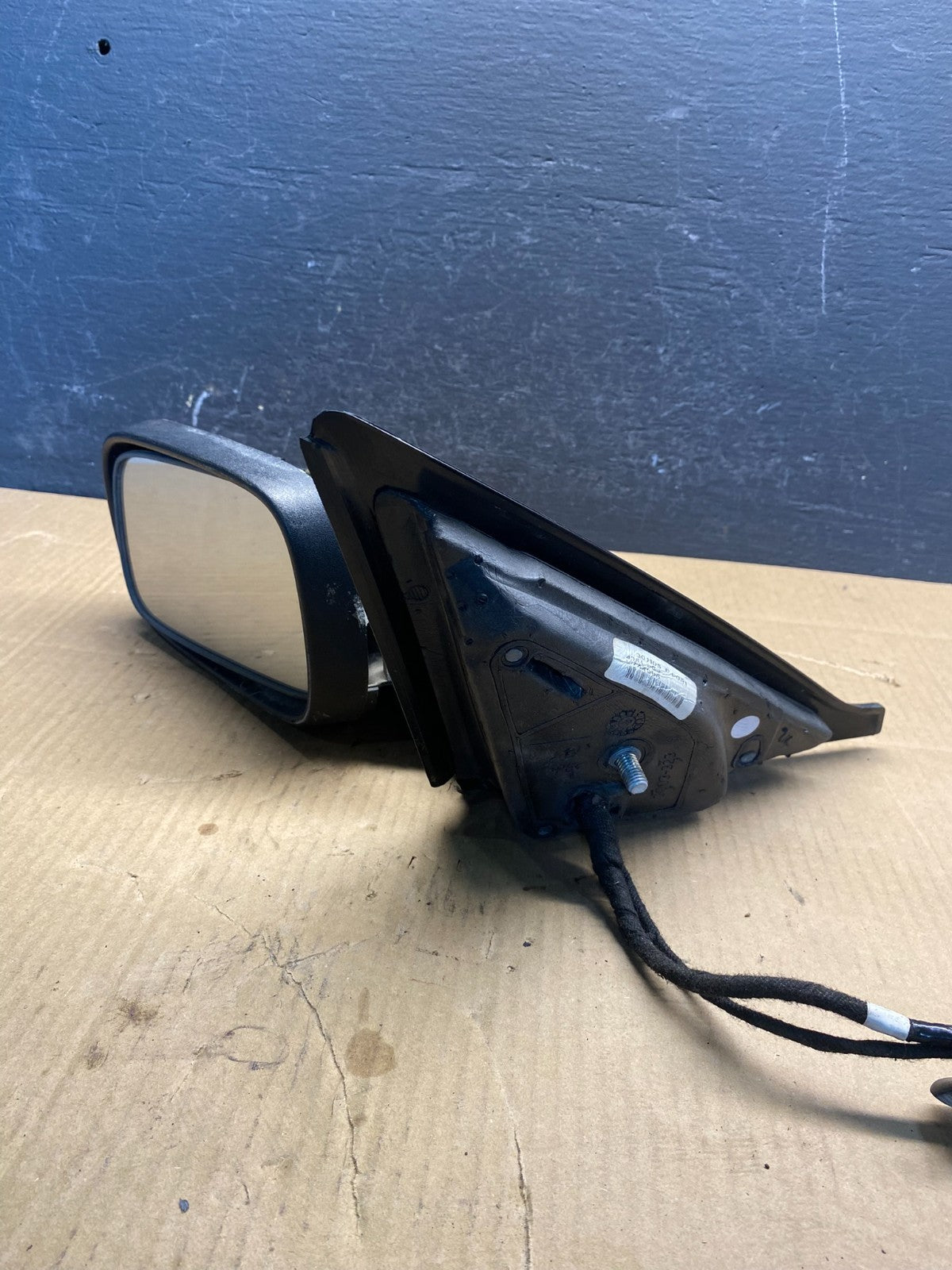 2004 - 2006 Volvo S40 Left Driver Side Turn Signal View Door Mirror AD4894 DG8