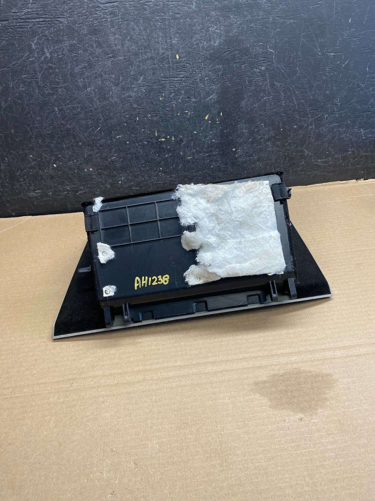 2006 - 2011 Hyundai Azera Dash Glove Box Compartment Storage Lid AH1238 PS3