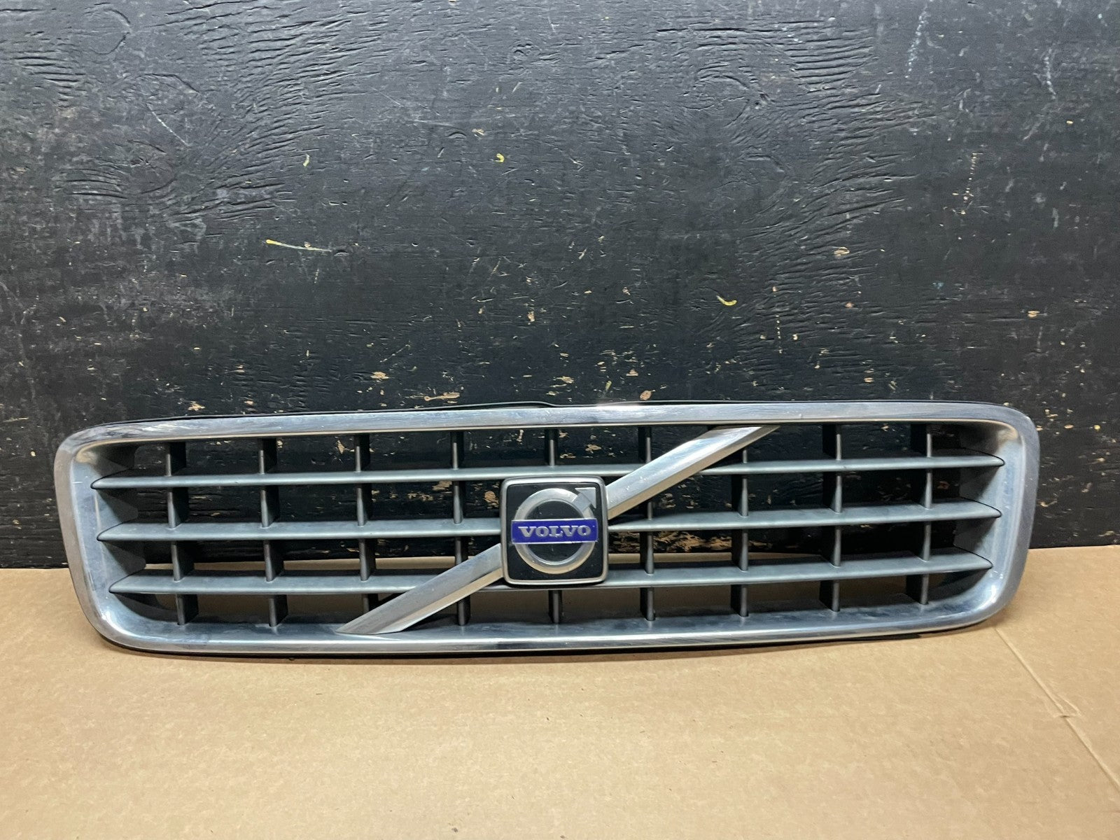 2003 to 2013 Volvo XC90 Front Upper Grill Grille Oem Y9472 DG0