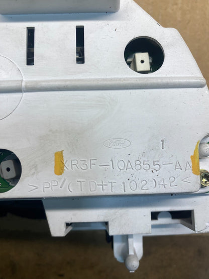 1999 to 2004 Ford Mustang Gauge Cluster Speedometer ad1599 DG6