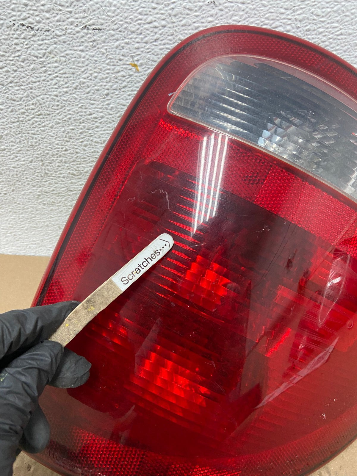 2001-2003 Dodge Grand Caravan Right Passenger RH Side Tail Light AD7818 LK3