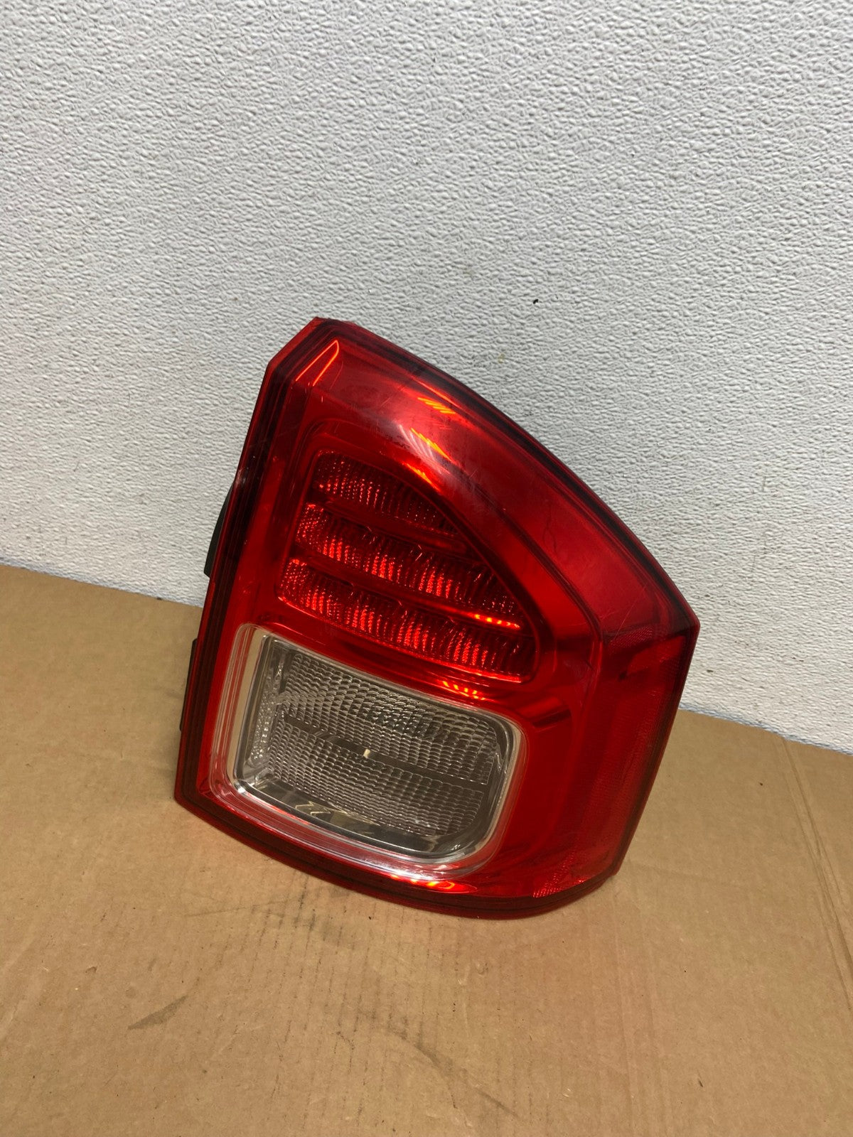 2011 2012 2013 Jeep Compass Right Passenger Rh Side Tail Light AC7474 LK0