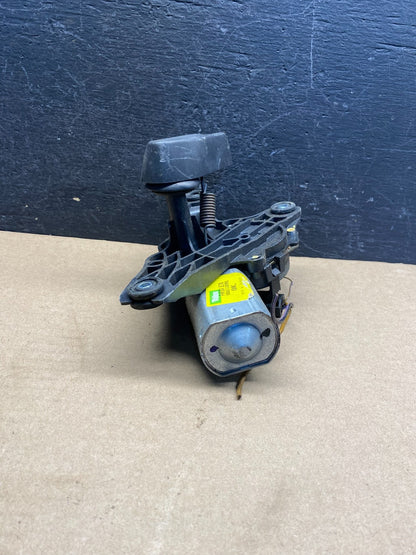 2007 to 2013 BMW X5 E70 Rear Windshield Wiper Motor AF9016 DG1