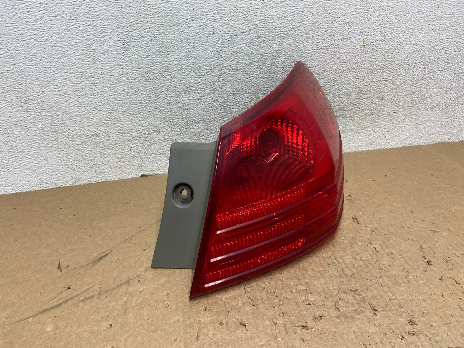 2008 to 2015 Nissan Rogue Right Passenger Rh Side Tail Light AG1244 LK2