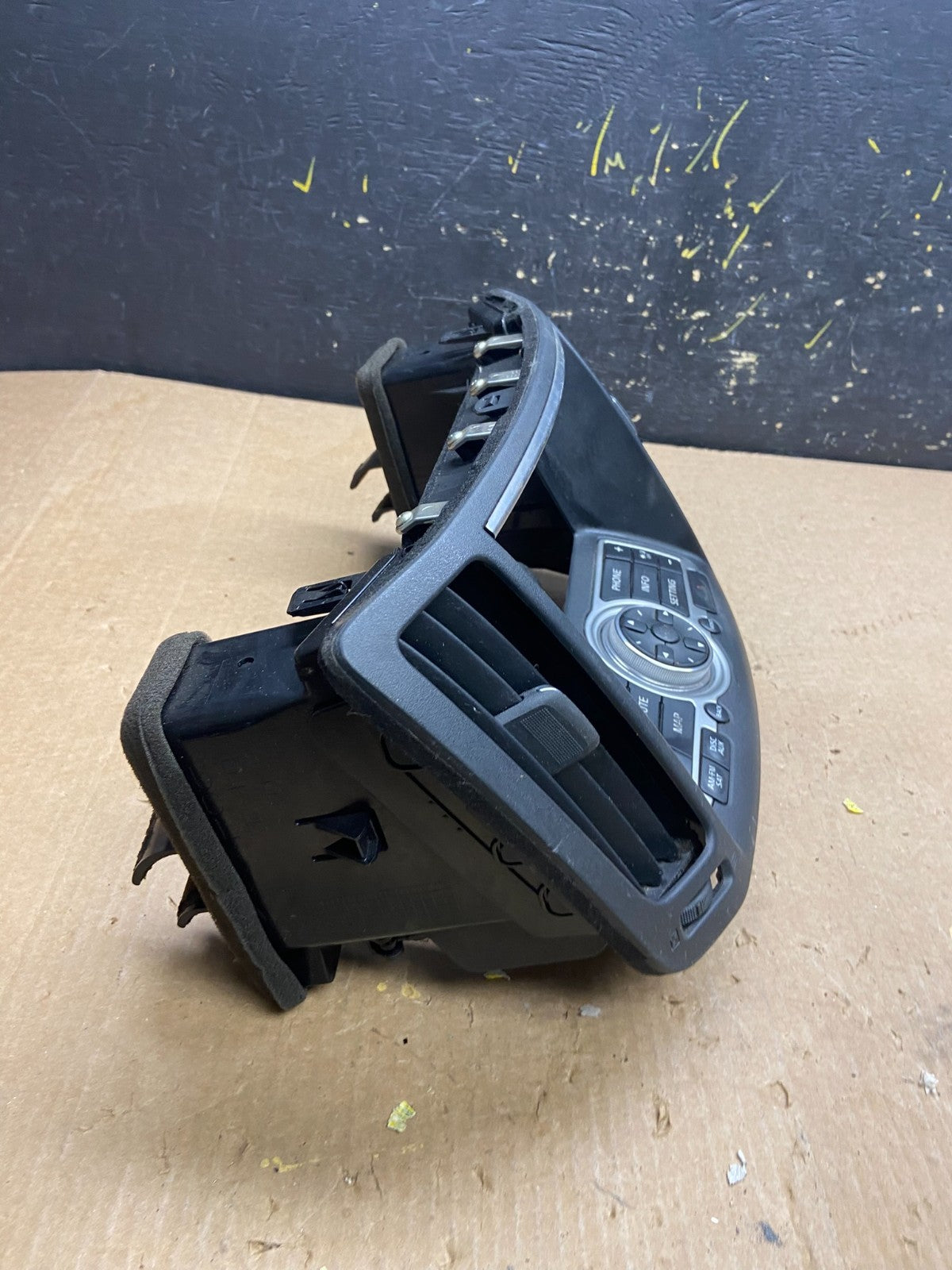 2007 - 2008 Infiniti G35 EX35 Radio Player Screen Panel Bezel Z4176 DG1