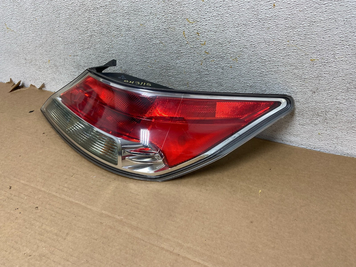 2009 2010 2011 Acura TL Right Passenger Rh Side Tail Light AH3115 DW2
