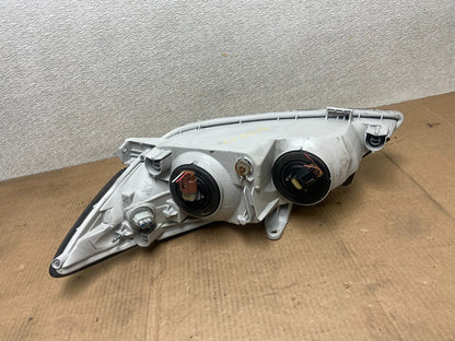 2002 to 2004 Toyota Camry Halogen Headlight Right Passenger Rh OEM AA6207 DW5