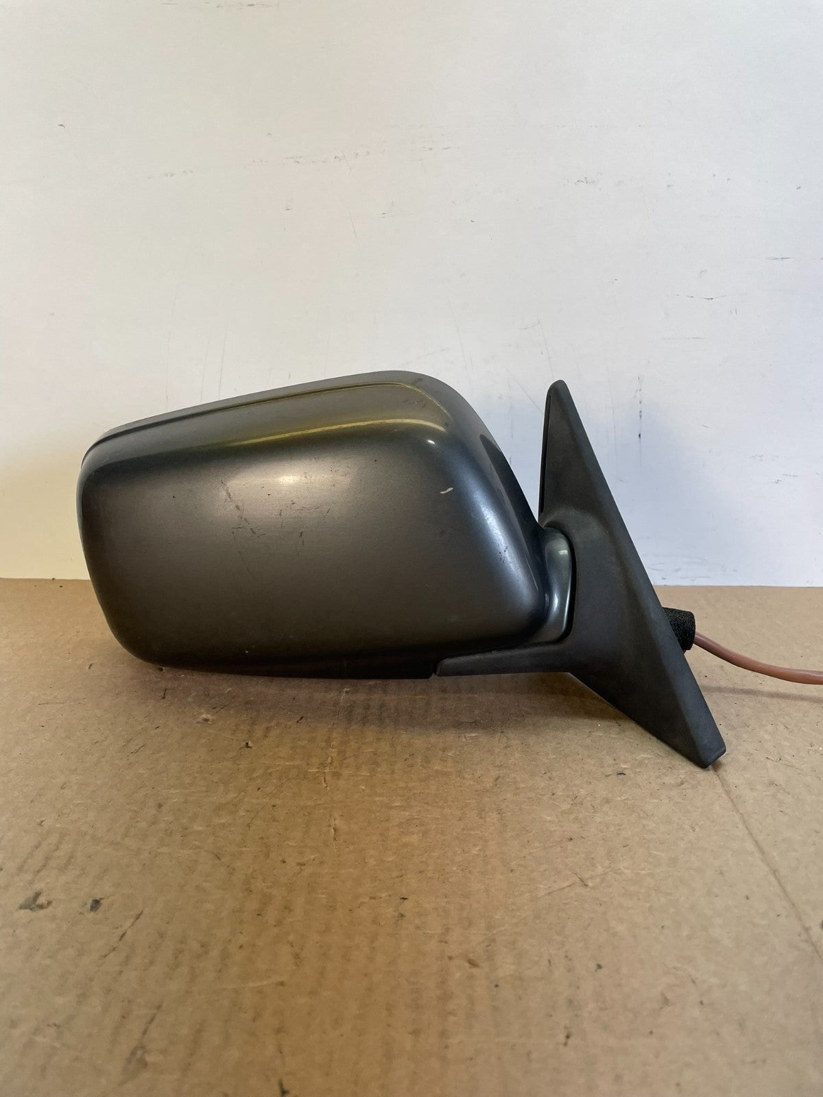 2003 to 2005 Subaru Forester Right Passenger Side Door Mirror AH62570