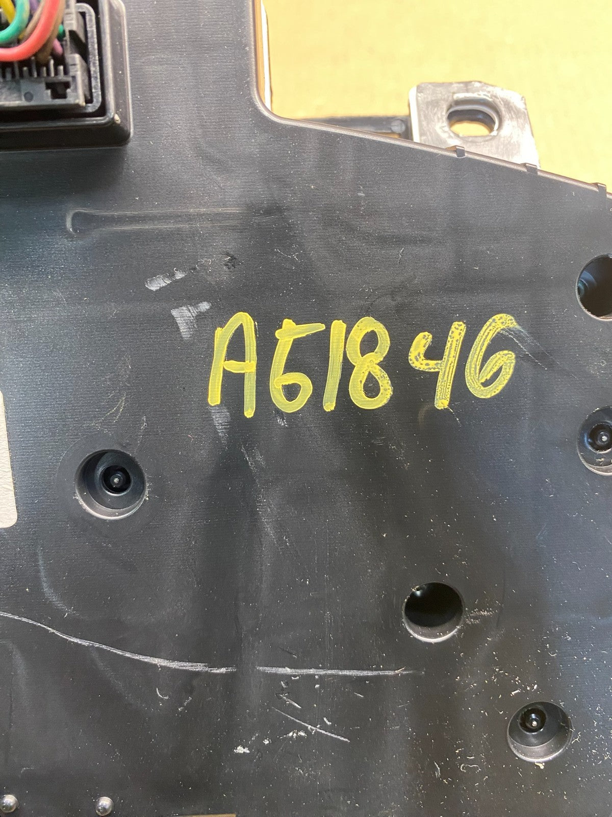 2007 to 2013 Chevrolet Silverado Suburban Cluster Gauge Speedometer AG1846 DG6