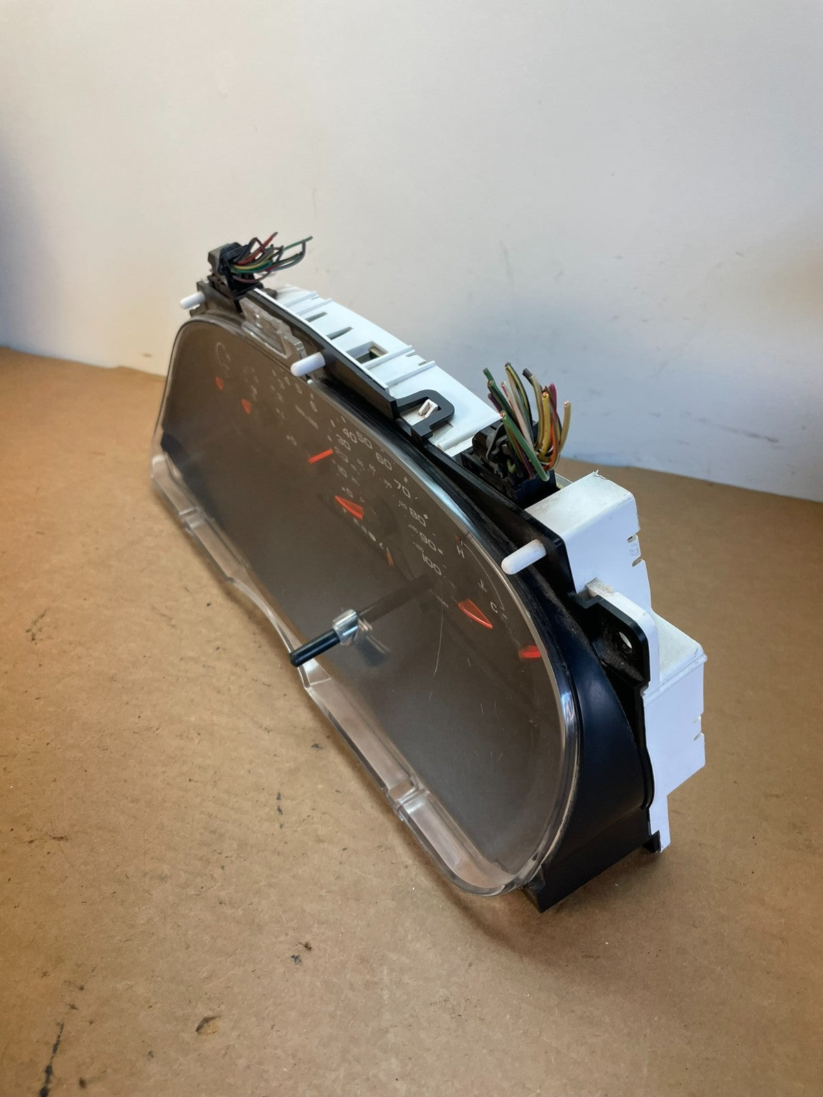 2006 Ford E350 Gauge Speedometer Cluster ag0763 DG2