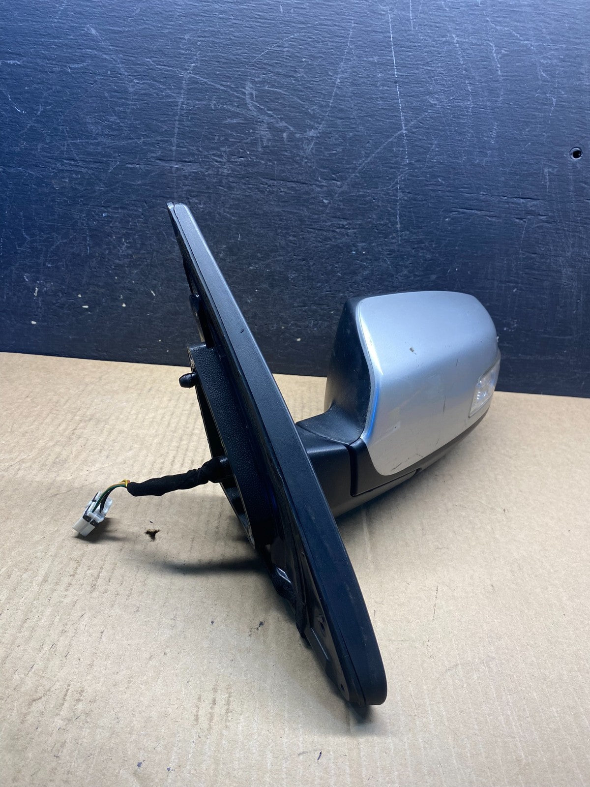 2011 - 2015 Kia Sorento Left Driver Lh Side Door Mirror Turn Signal AG71391