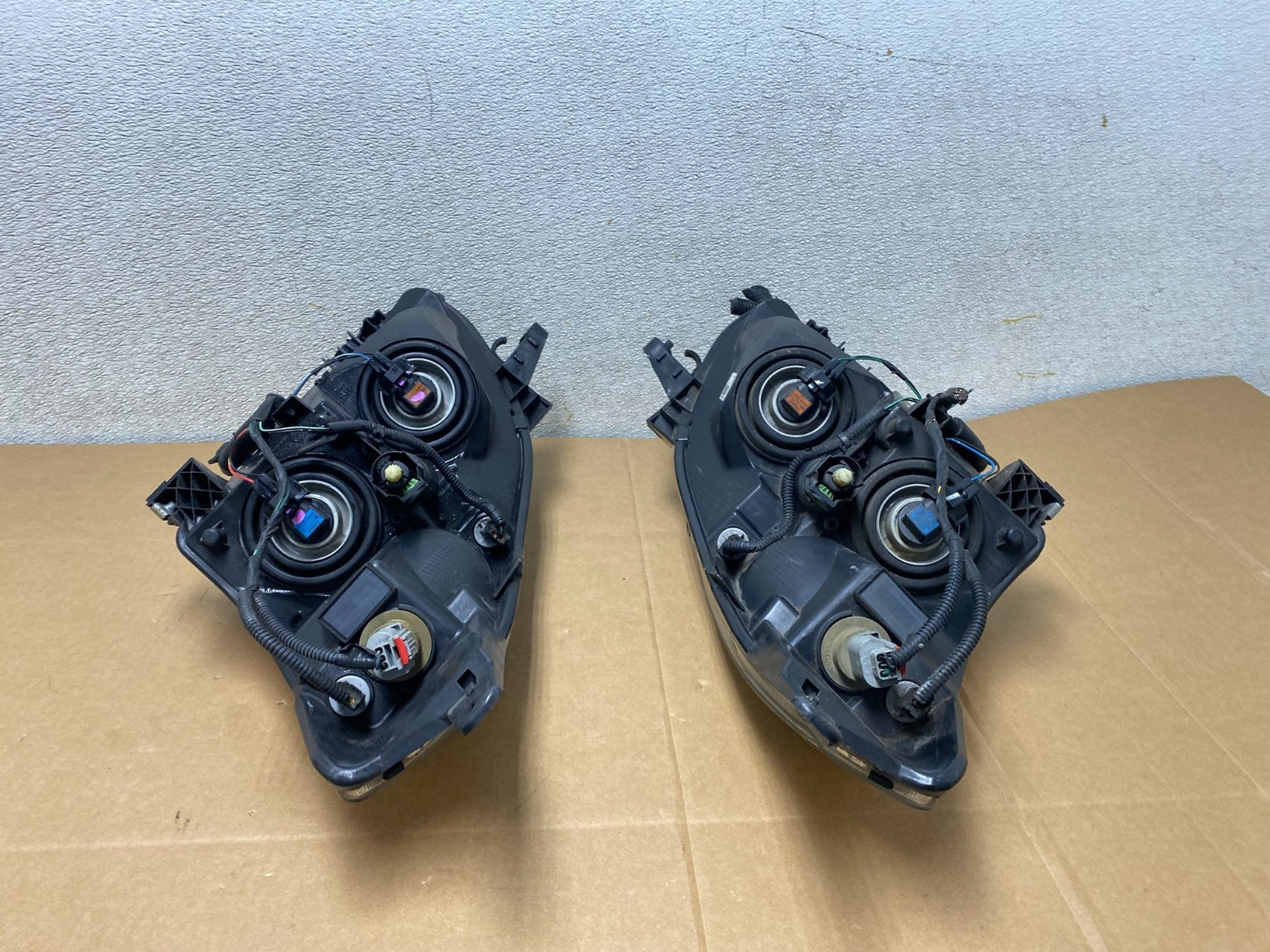 Sedan 2010 2011 2012 Nissan Altima Headlights Halogen Left+Right Side V4472 DW15