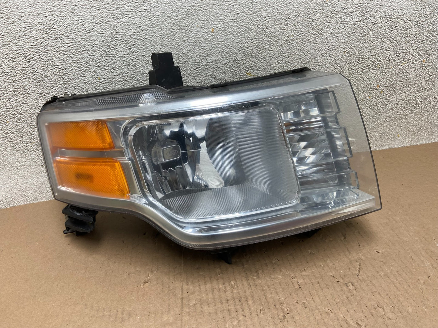2009 2010 2011 2012 Ford Flex Right Passenger Headlight Halogen Oem AB5950 DW0