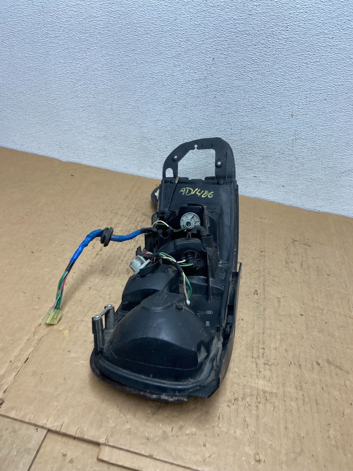 1990 to 1991 Toyota Celica Coupe Convertible Right Side Tail light AD14065