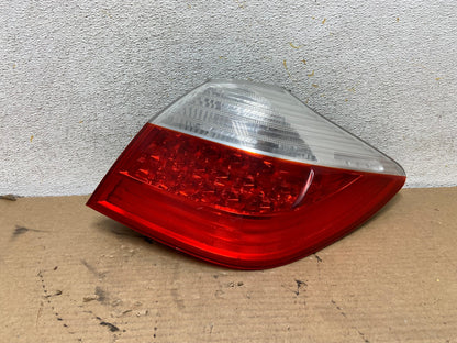 2009-2011 Hyundai Genesis Sedan Right Passenger RH Tail Light AH4322 LK0