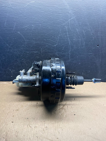 2007 to 2010 Toyota Sequoia Tundra 5.7 L Power Brake Booster Cylinder AF90674