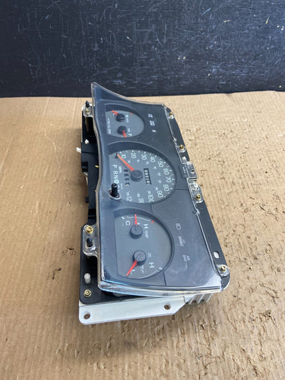 2001 to 2005 Mercury Grand Marquis Speedometer Cluster Gauge af1590 DG2