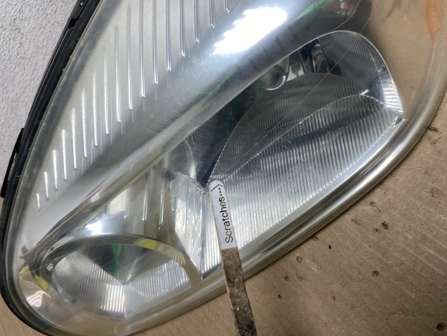 2005 - 2009 Pontiac Montana / Uplander Left Driver LH Headlight AE9679 LK3
