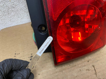 2005 to 2015 Nissan Xterra Right Passenger Rh Side Tail light AH7986 LK4
