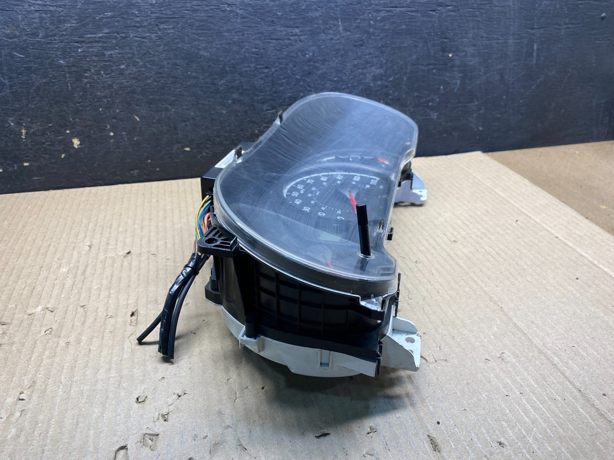 2011 to 2014 Toyota Sienna Speedometer Cluster Gauge AI4920 DG1