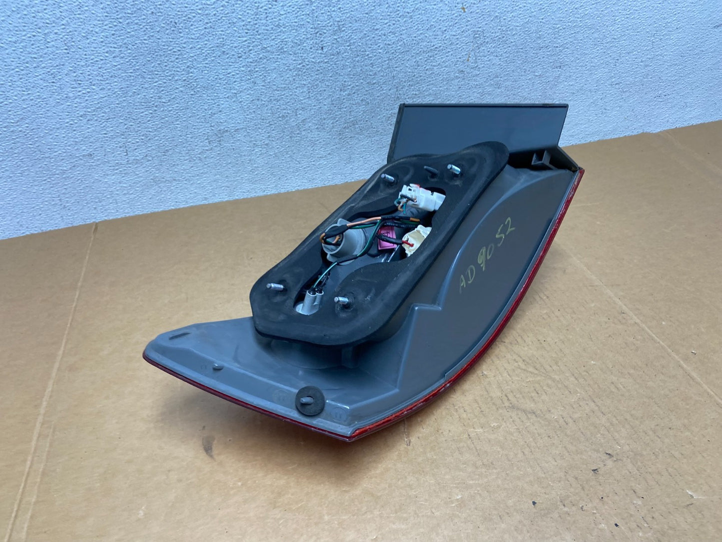 2006 2007 2008 Hyundai Sonata Right Passenger Rh Side Tail Light AD9052 DW5