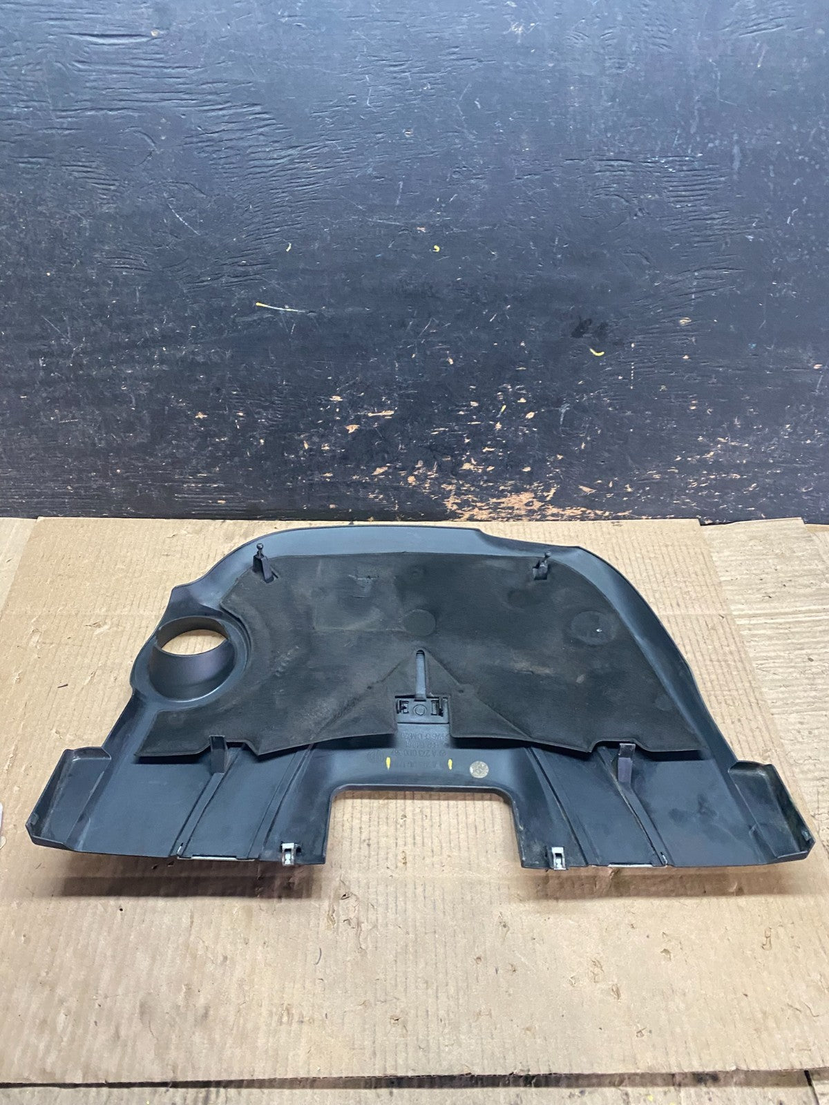 2007 to 2009 Mercedes-Benz E350 Engine Air Intake Cover Cleaner Box OEM W5835 DG4