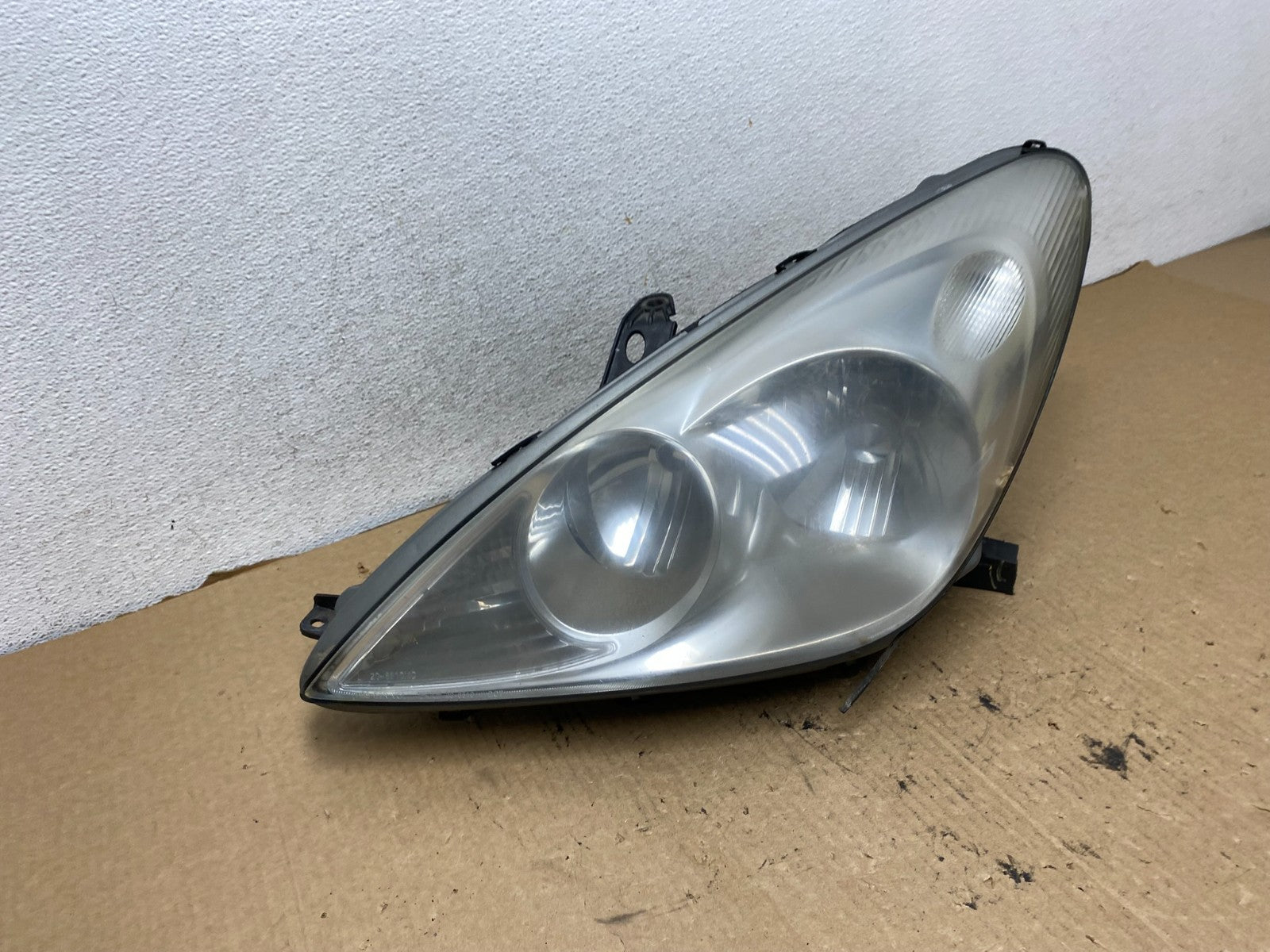 2002-2004 Lexus Es300 Es330 Left Driver Lh Headlight Xenon HID TYC AG2207 DW2