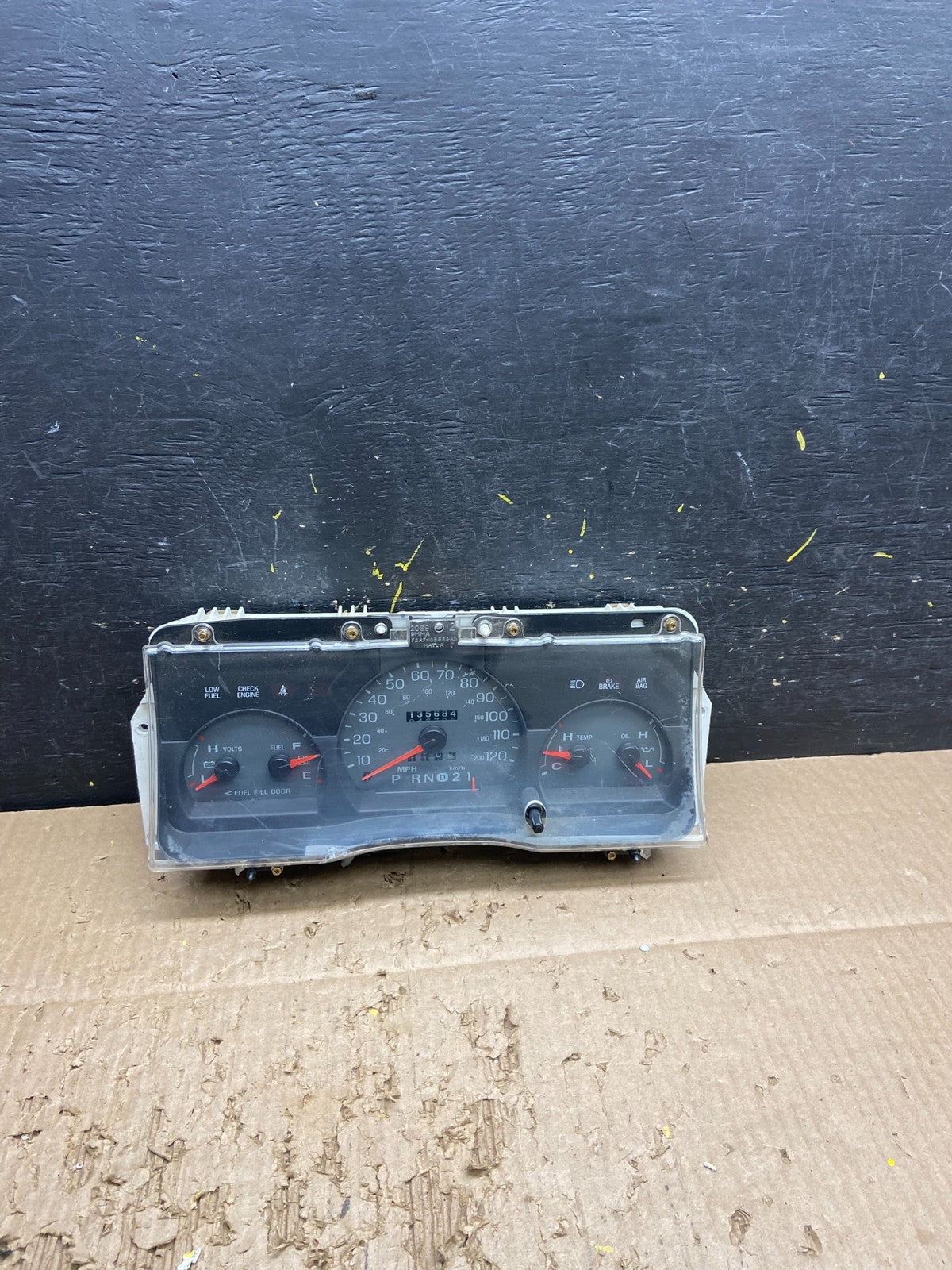 1998 to 2005 Mercury Marquis Speedometer Cluster Gauge Oem v7765 DG0