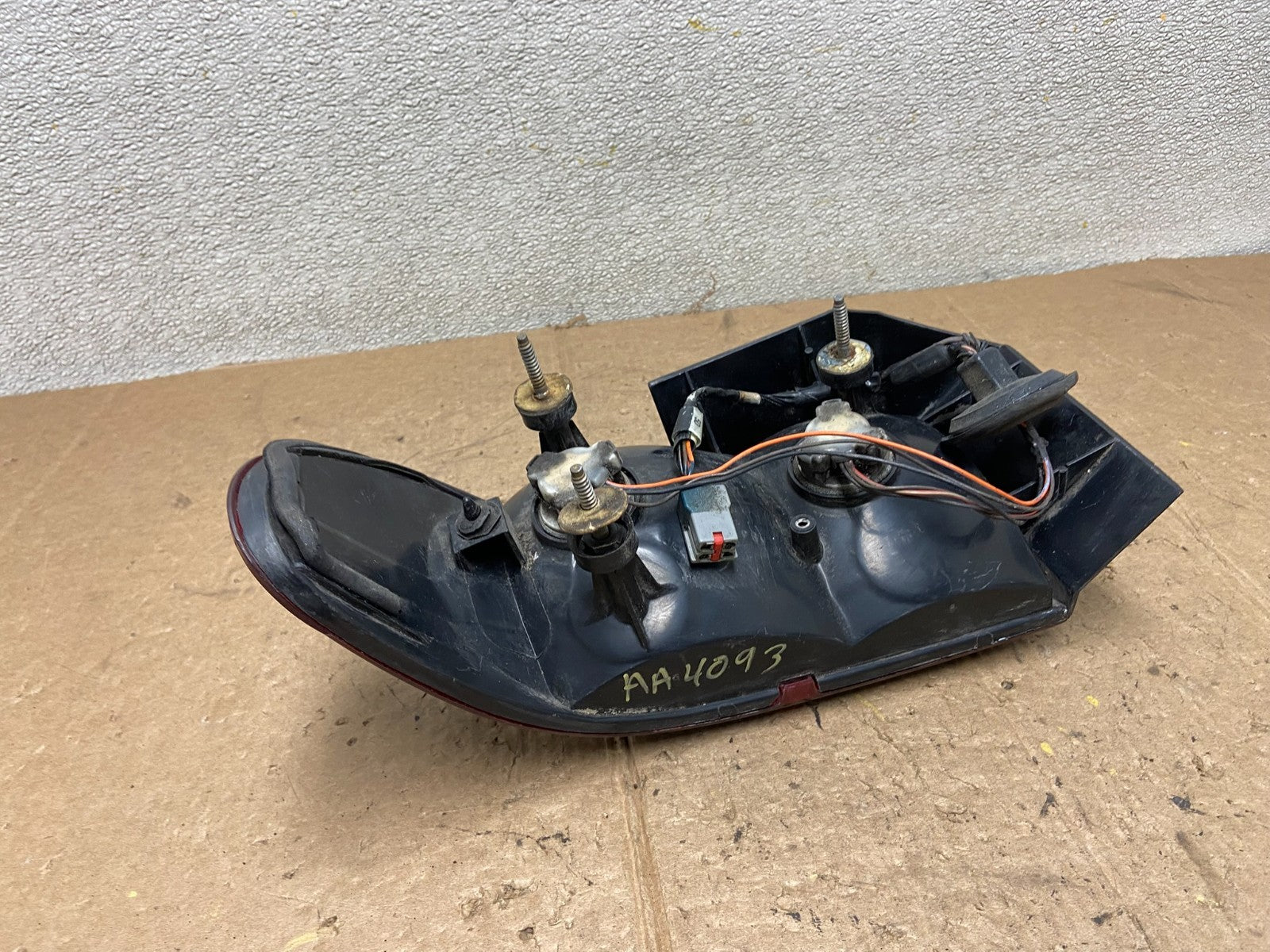 1993 to 1995 Mercury Sable RH Right Passenger Side Tail Light Sedan AA40935