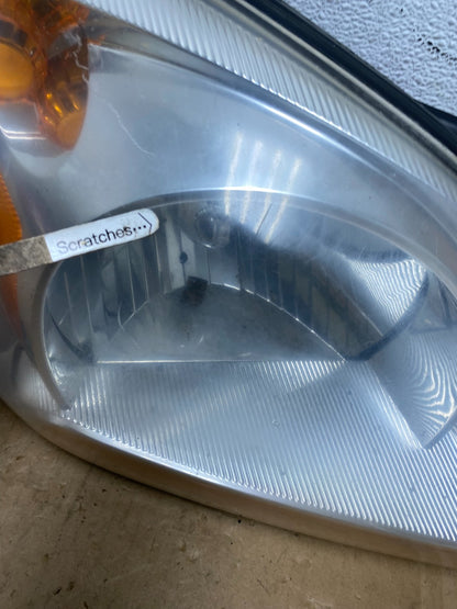 2005 to 2006 Kia Sportage Right Passenger RH Halogen Headlight AD2797 DW3