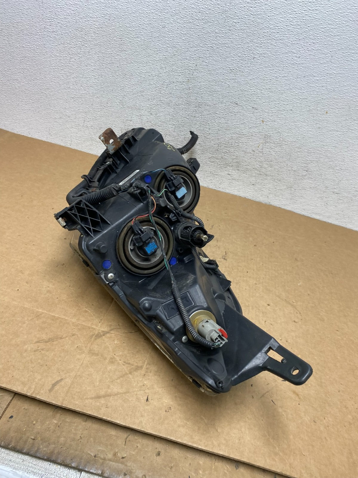 Sedan 2007 to 2009 Nissan Altima Right Passenger Halogen Headlight AD6256 DW6