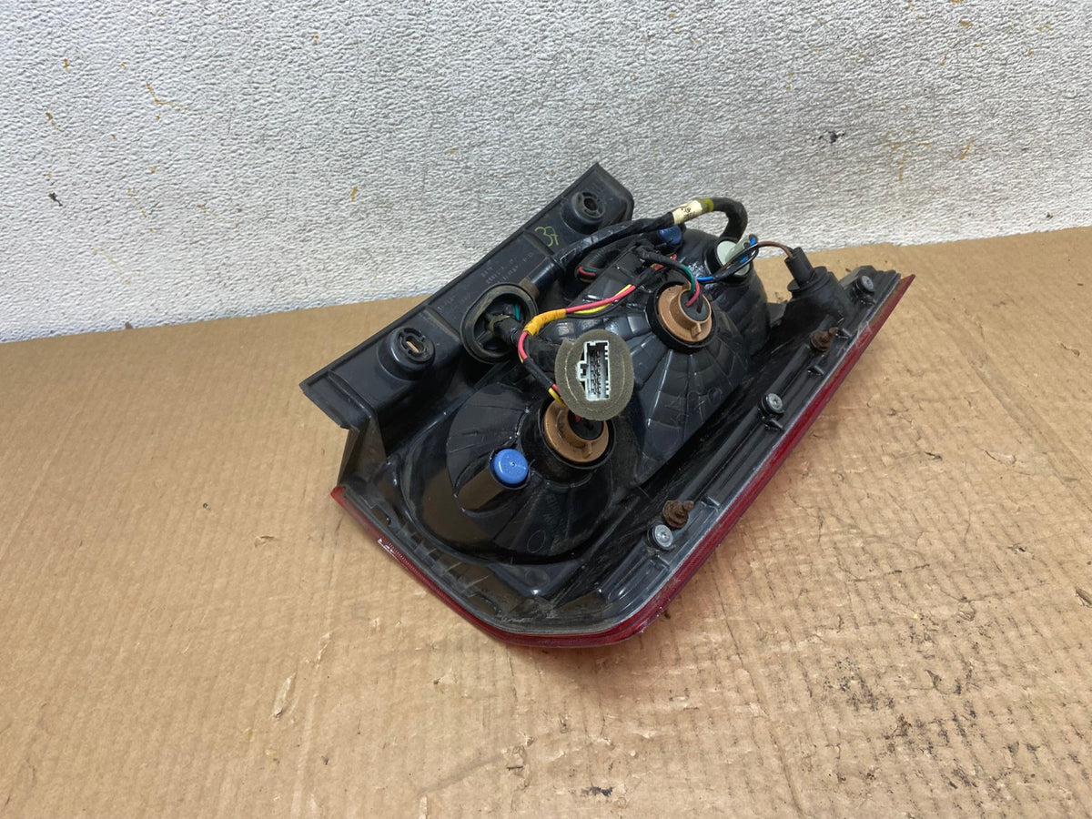 2009 to 2015 Honda Pilot Right Passenger Rh Side Tail light AI6844 LK4