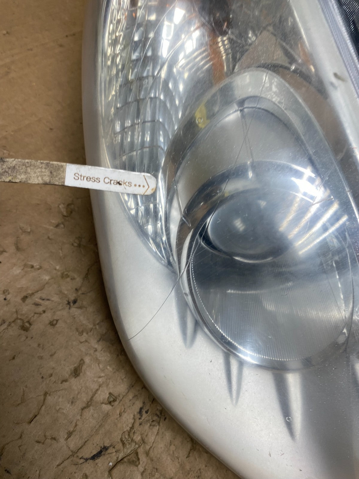 2011 - 2014 Hyundai Sonata Right Passenger Rh Side Headlight Halogen AI9386 LK4