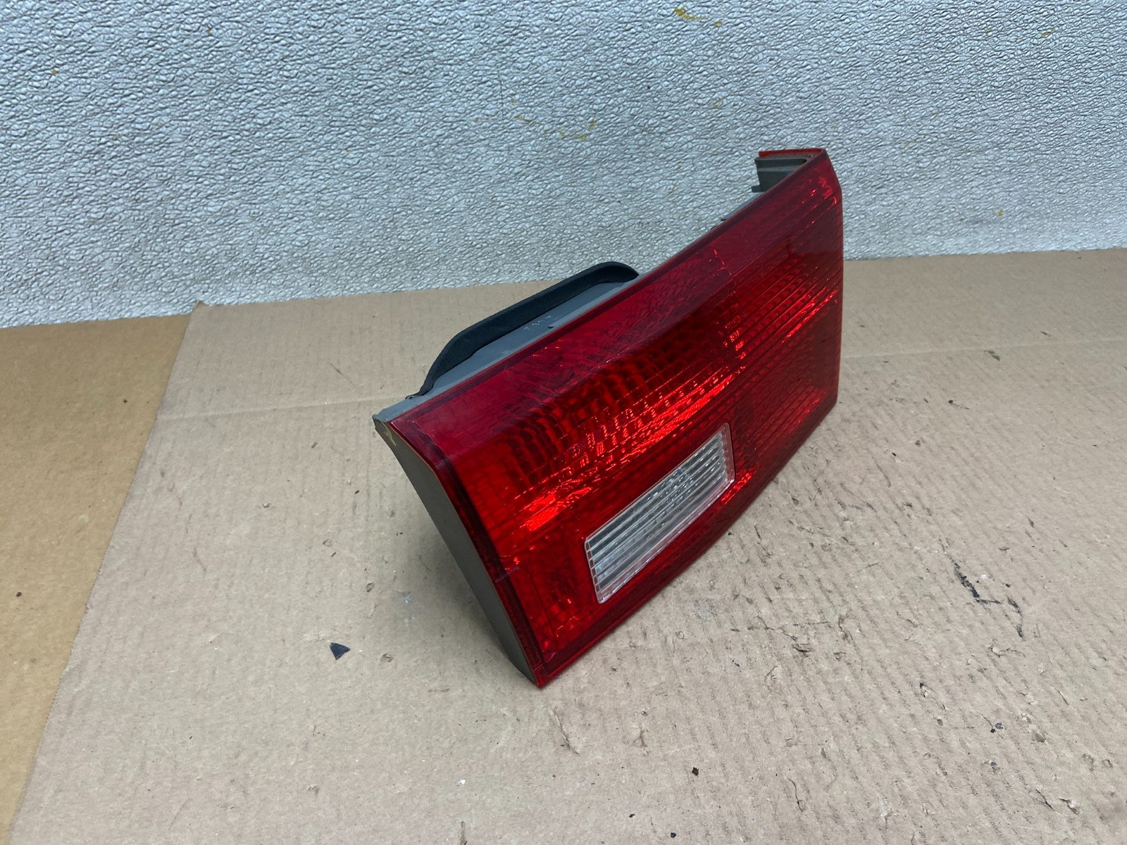 2005 Honda Accord Left Side Driver Lh Inner Trunk Lid Tail Light OEM Z4025 DW2