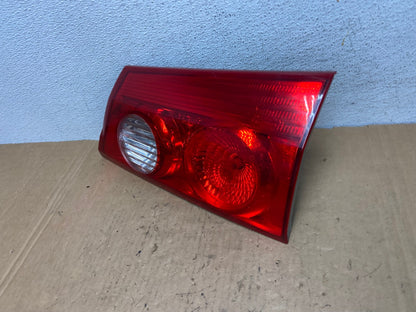 2006 - 2010 Toyota Sienna Right Passenger Side Rh Inner Tail Light AD3188 LK1