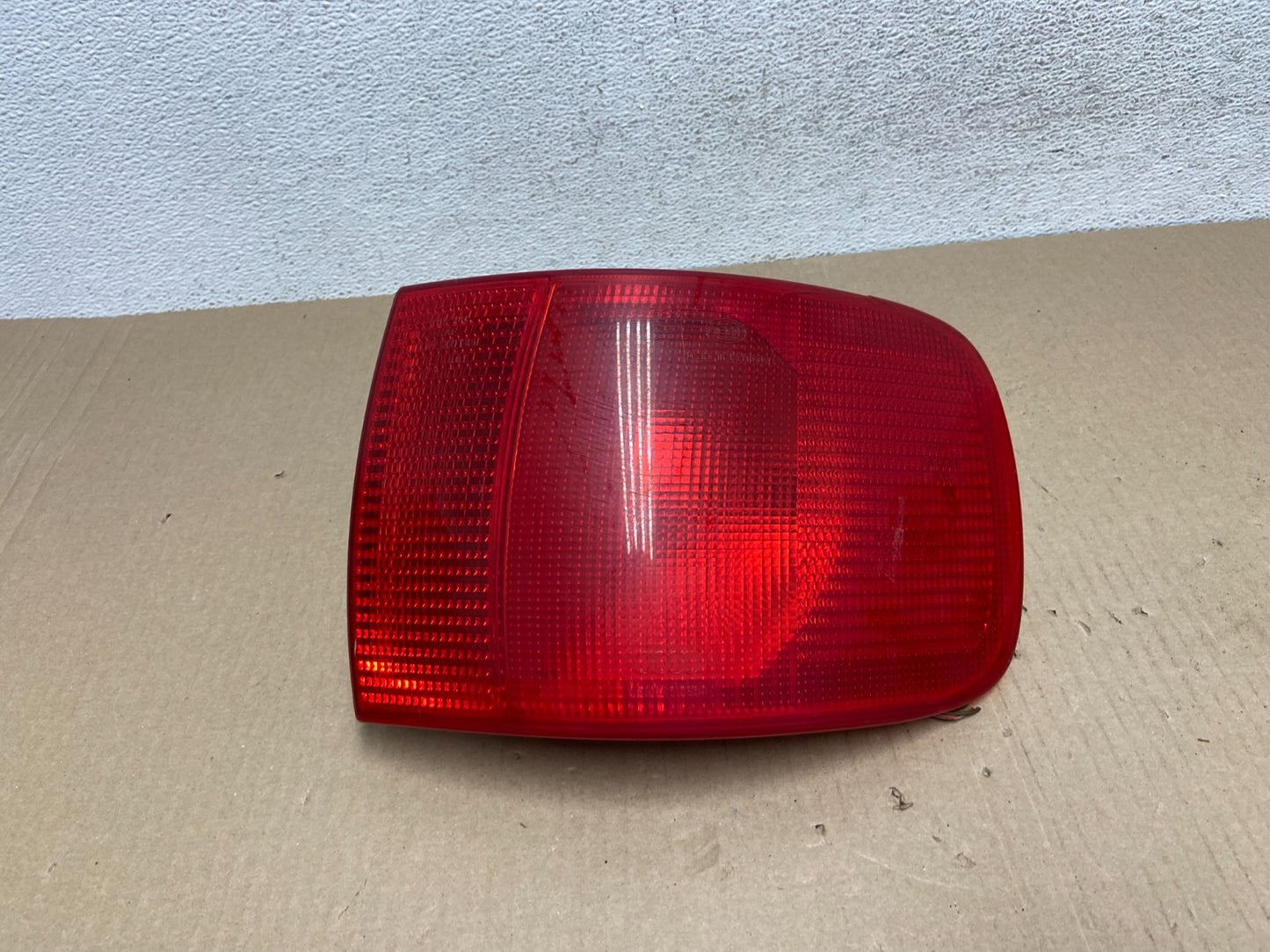 1995 to 1998 Audi A6 SW RH Passenger Side Tail Light AE94570