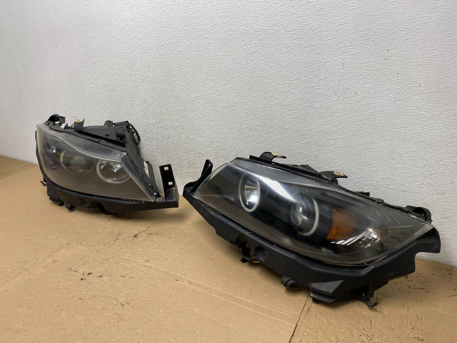 2006 to 2008 BMW 3-Series Sedan E90 Left+Right Set Side LED Headlights AF4631 DG1