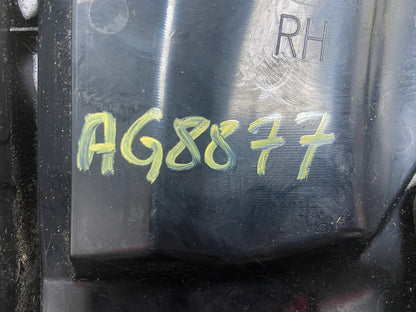 2017 - 2020 Nissan Pathfinder Right Passenger Tail light Inner AG8877 DW6