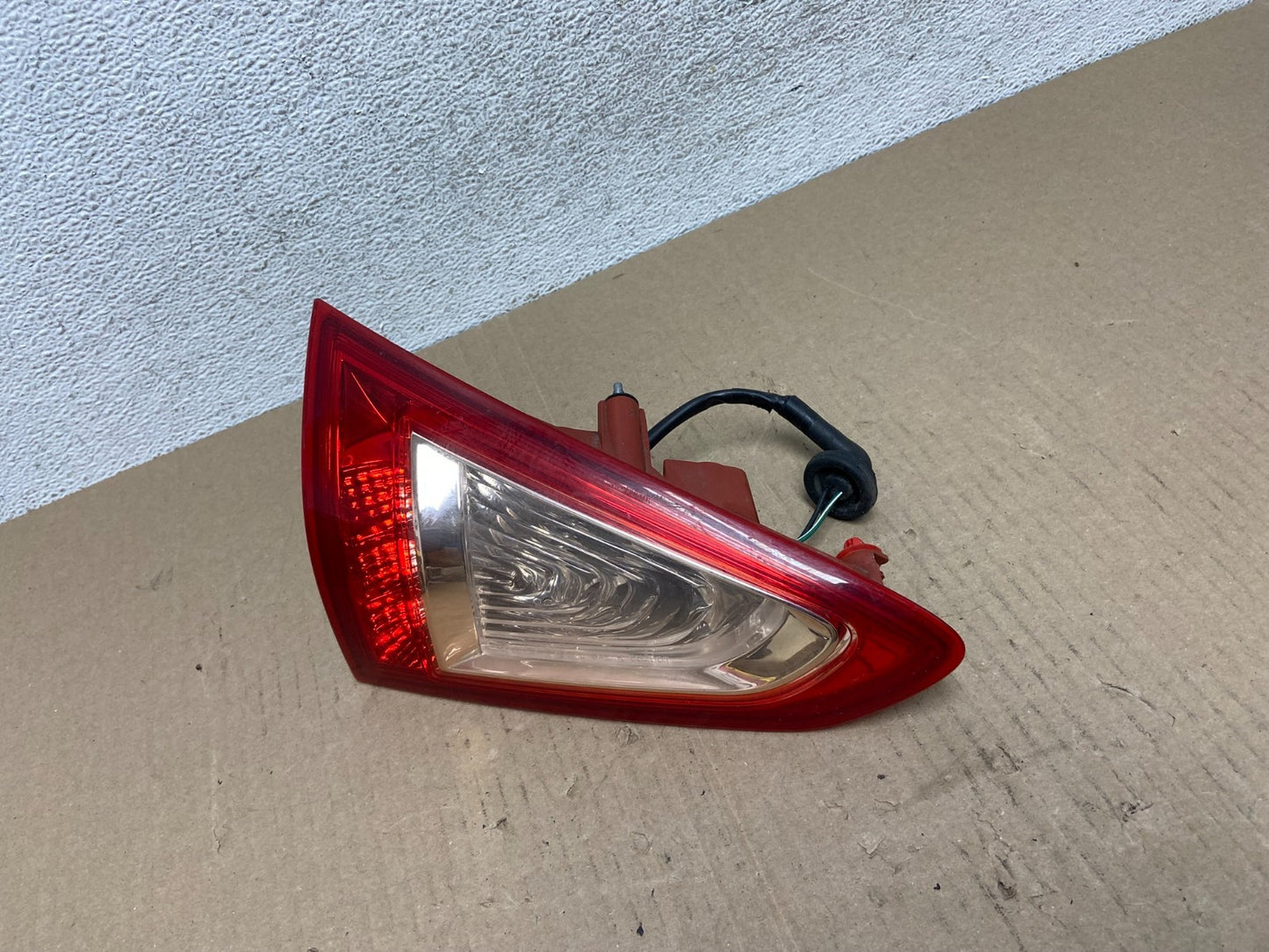 2008-2012 Infiniti Ex35 Inner Left Driver LH Side Tail Light AF5814 DW1