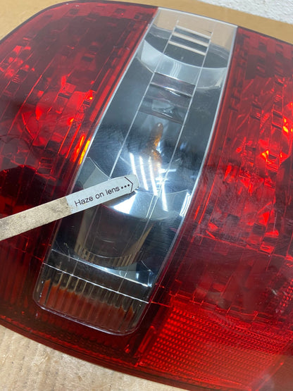 2004-2007 Toyota Highlander Left Driver LH Side Tail Light AE0682 LK4