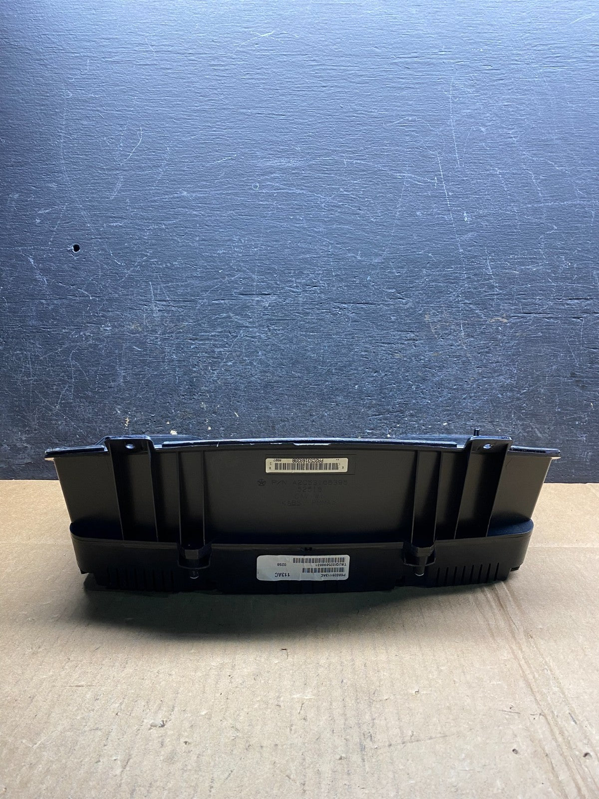 2007 2008 Chrysler Aspen Speedometer Cluster Gauge AI9747 DW3