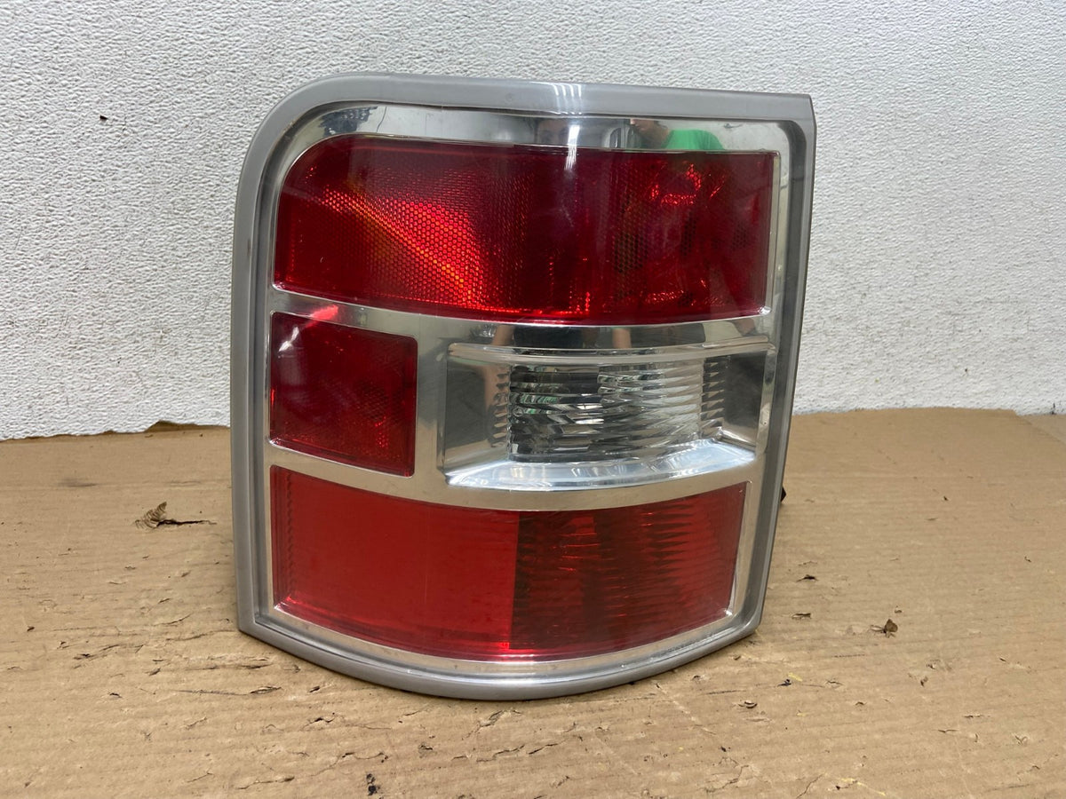2009 to 2011 Ford Flex Left Driver LH Side Tail light AG8315 LK0