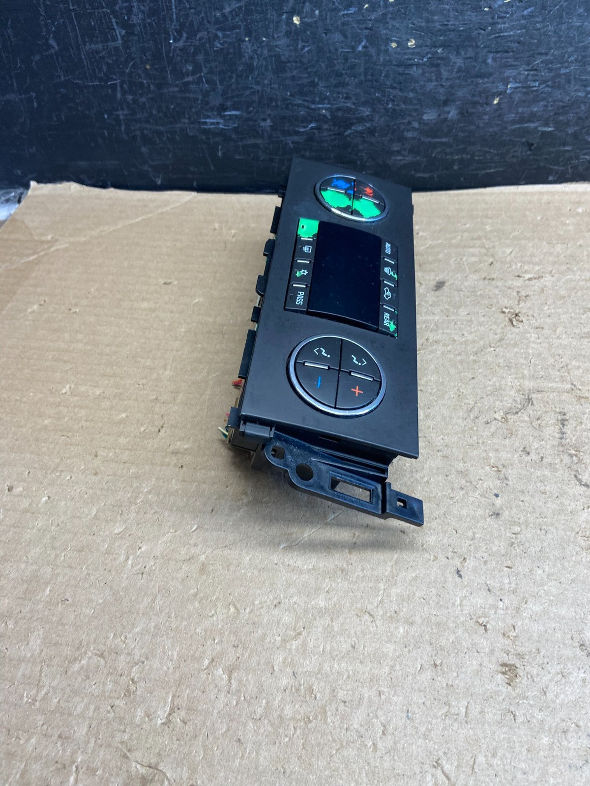 2007-2011 GMC Yukon Tahoe Automatic Climate Temperature Temp Control ah5174 DG2