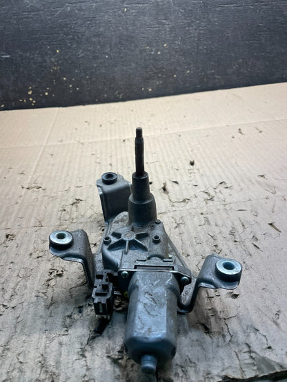 2014-2021 Dodge Durango  Tailgate Back Door Rear Wiper Motor Wiper x8744 DG4