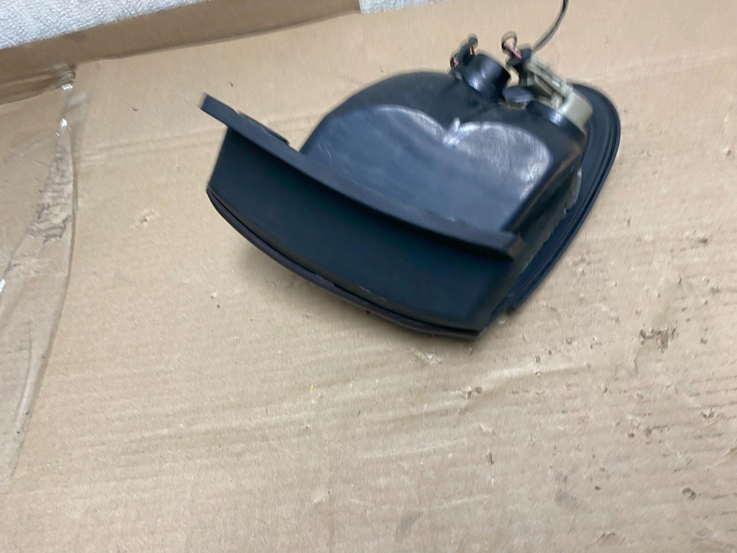 1998 - 1999 Ford Taurus Wagon Right Passenger RH Side Tail Light U0800 DW4